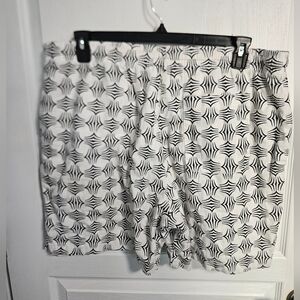 Forever 21 Linen Shorts Black White Geometric Elastic Waist Drawstring Mens XXL